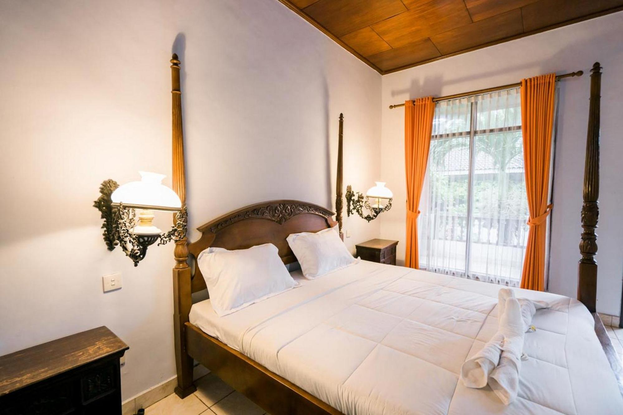 Urbanview Hotel Ananda Beach Sanur מראה חיצוני תמונה