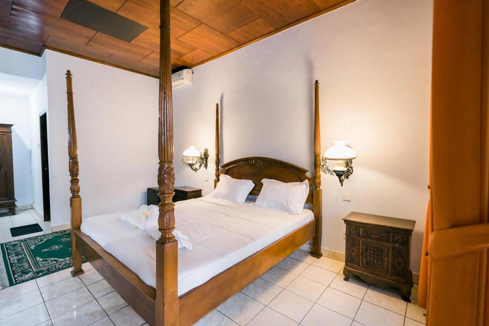 Urbanview Hotel Ananda Beach Sanur מראה חיצוני תמונה