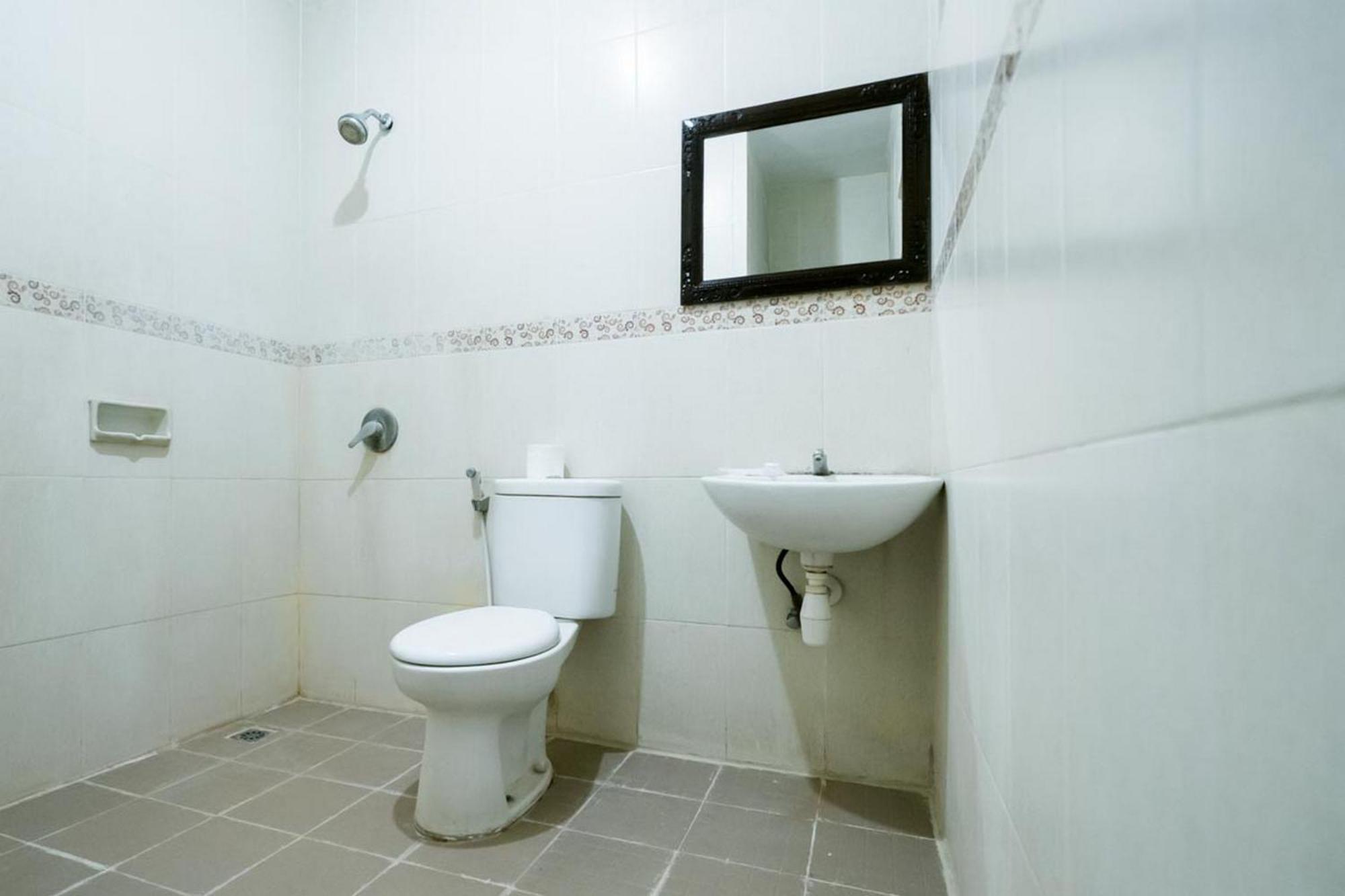 Urbanview Hotel Ananda Beach Sanur מראה חיצוני תמונה