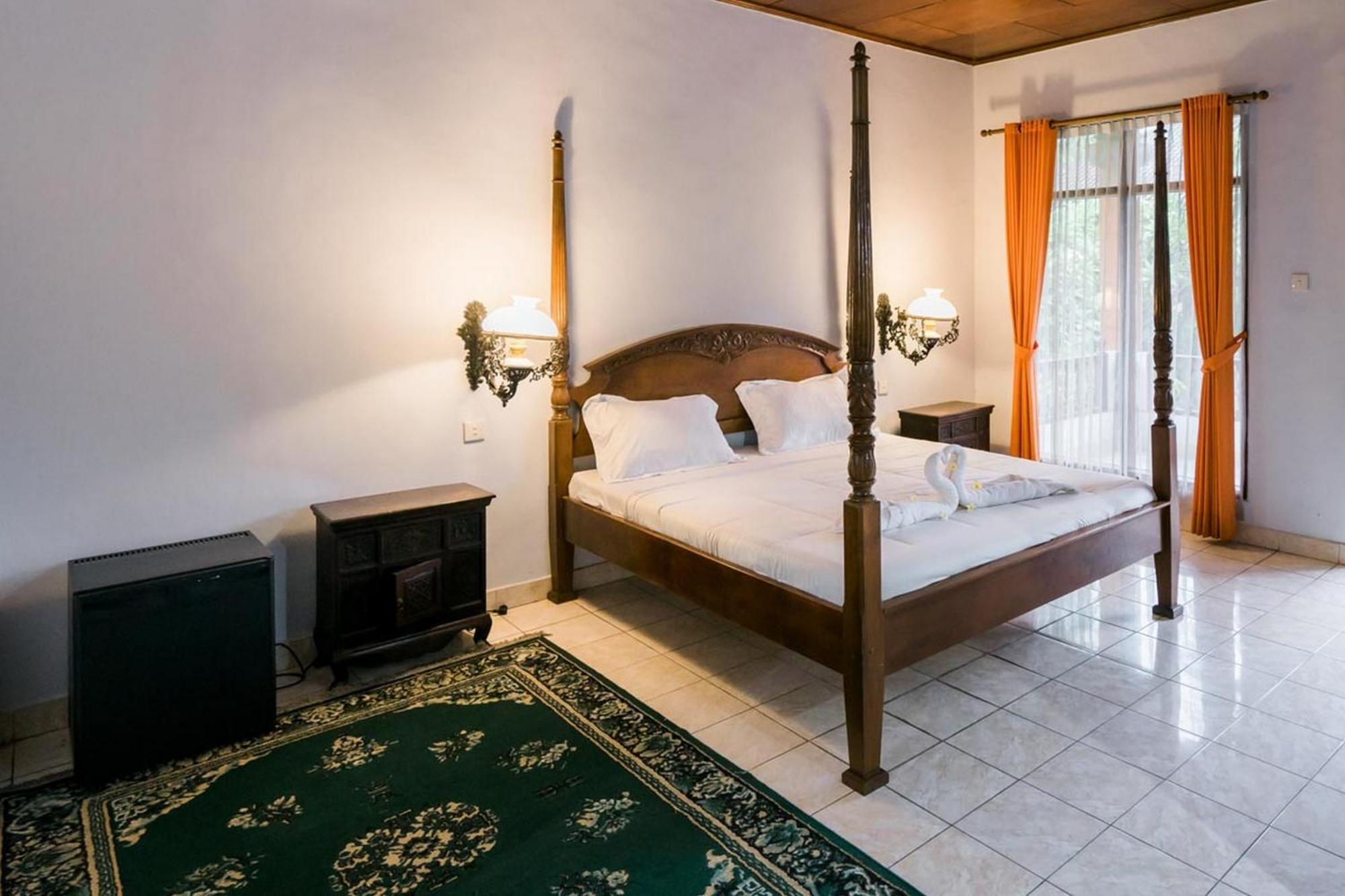 Urbanview Hotel Ananda Beach Sanur מראה חיצוני תמונה