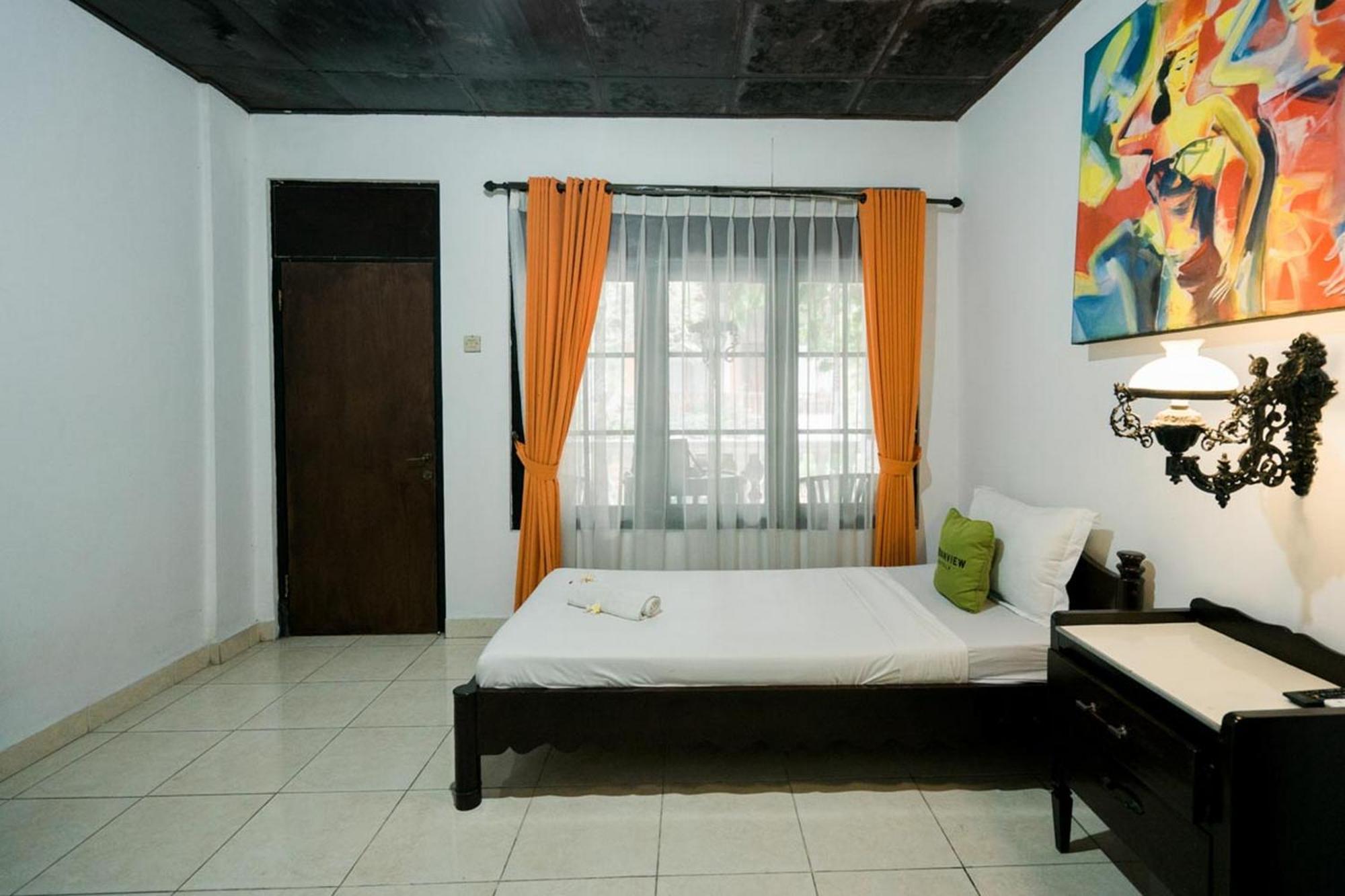 Urbanview Hotel Ananda Beach Sanur מראה חיצוני תמונה